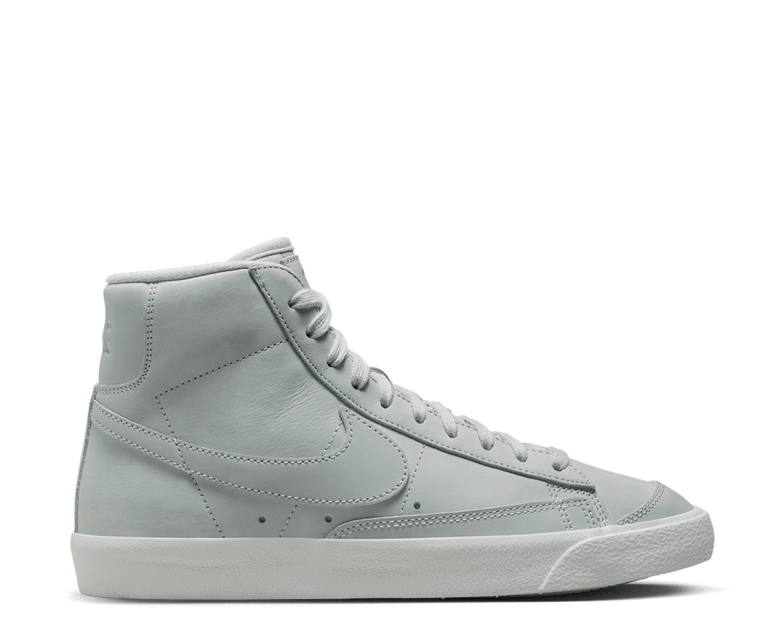 Nike Blazer Mid ’77 Photon Dust CZ - DQ7572-001-158